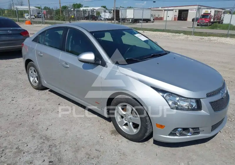 2014 Chevrolet Cruze фото