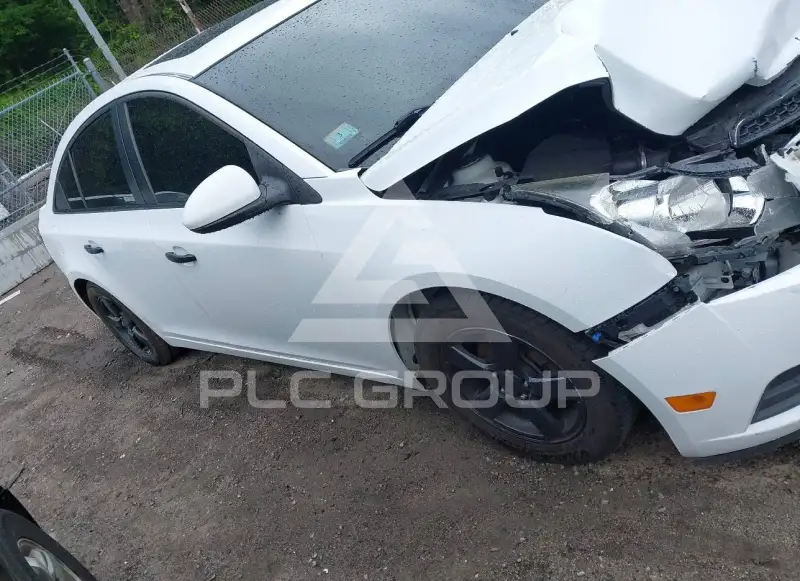 2014 Chevrolet Cruze фото