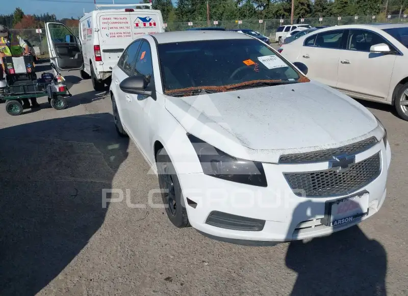 2014 Chevrolet Cruze photo