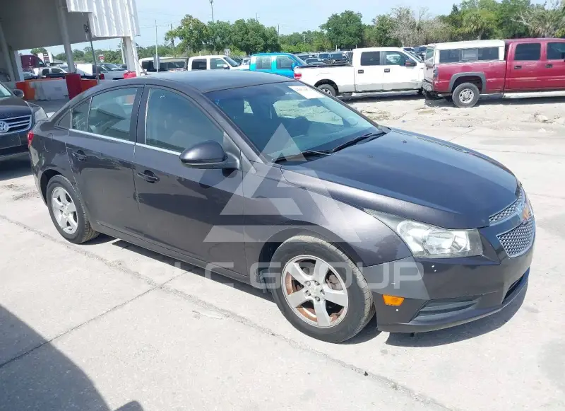 2014 Chevrolet Cruze фото