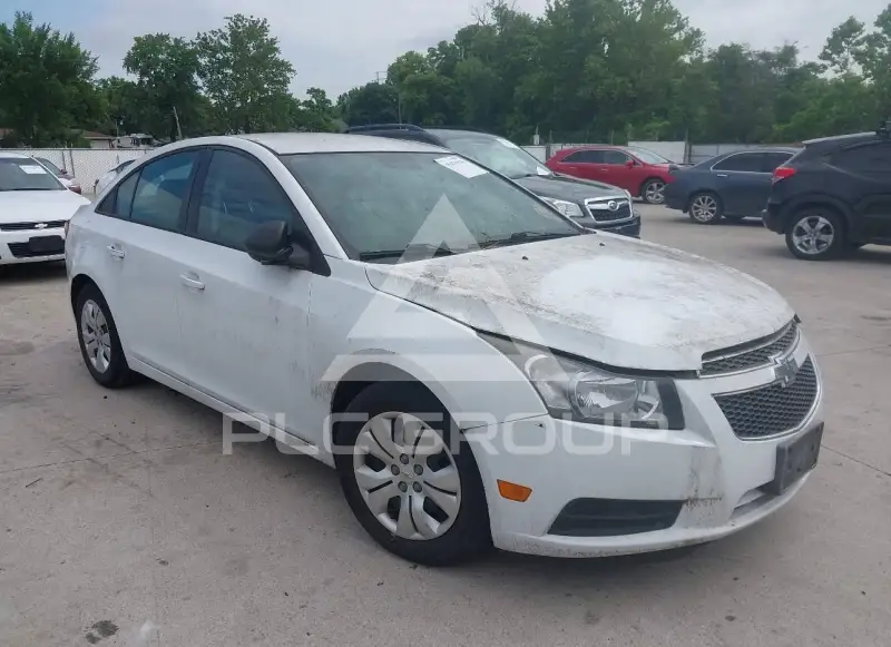 2014 Chevrolet Cruze фото