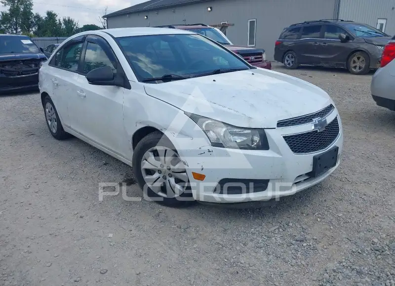 2014 Chevrolet Cruze фото