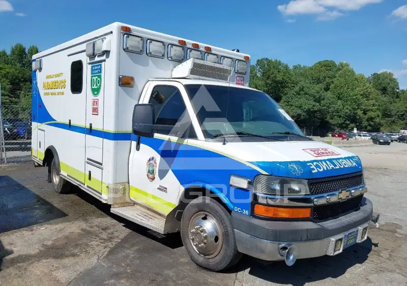 2014 Chevrolet Express фото