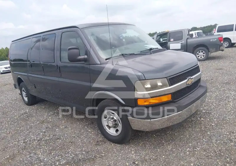 2014 Chevrolet Express photo