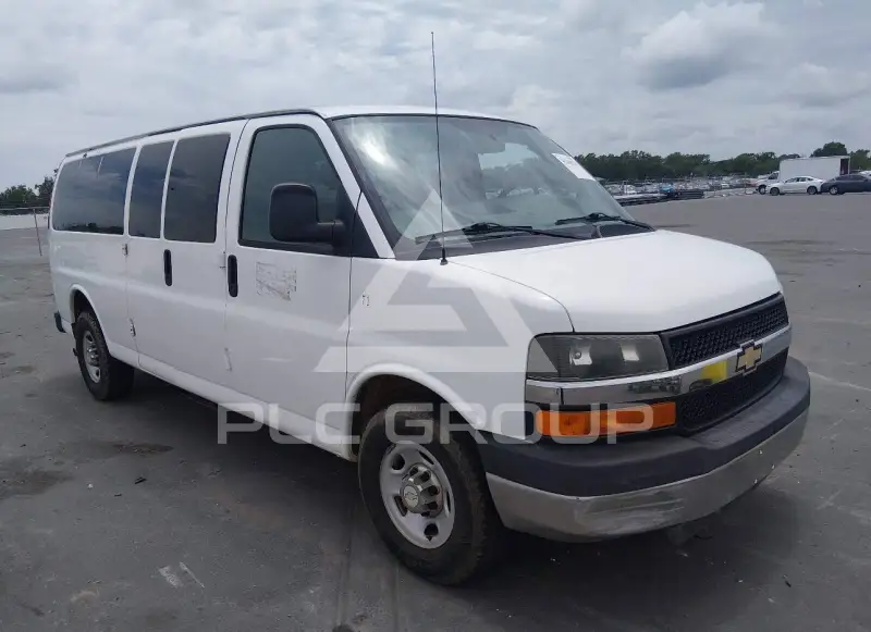 2014 Chevrolet Express фото