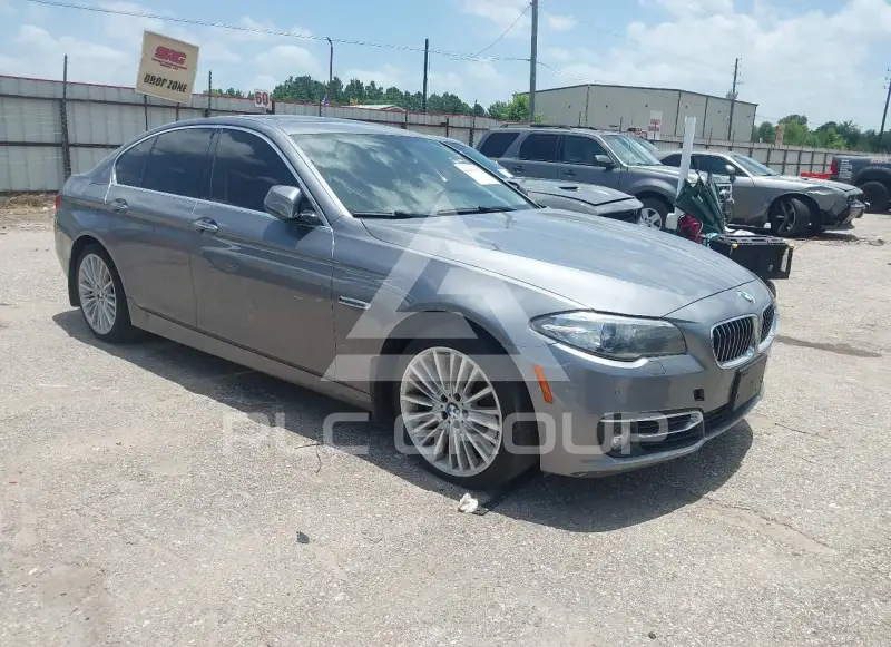 2014 BMW 550 фото