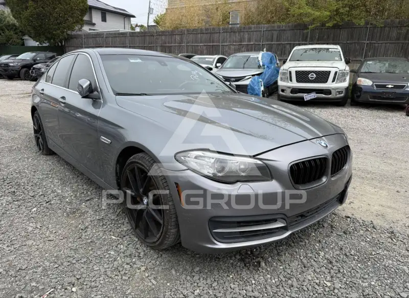 2014 BMW 550 фото
