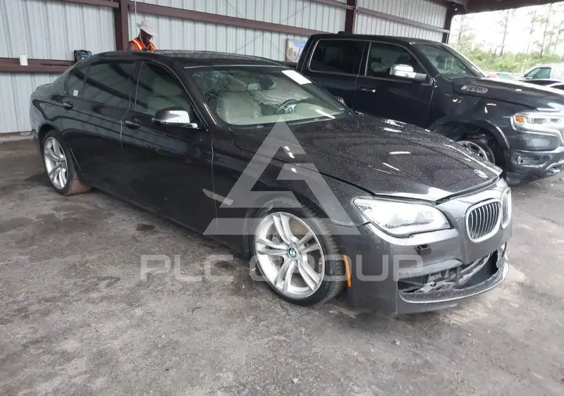 2014 BMW 750 фото