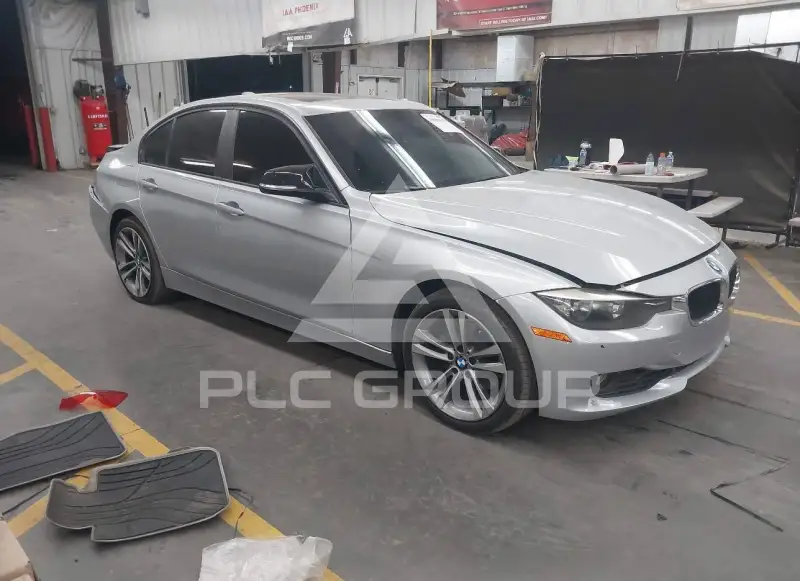 2014 BMW 320 фото