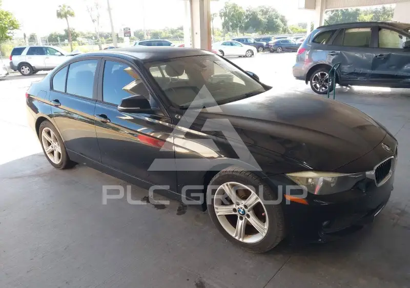 2014 BMW 320 фото
