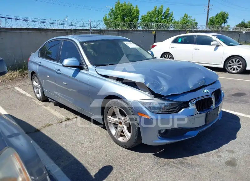 2014 BMW 320 photo