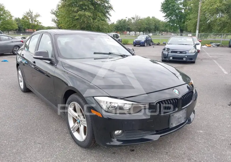 2014 BMW 320 photo