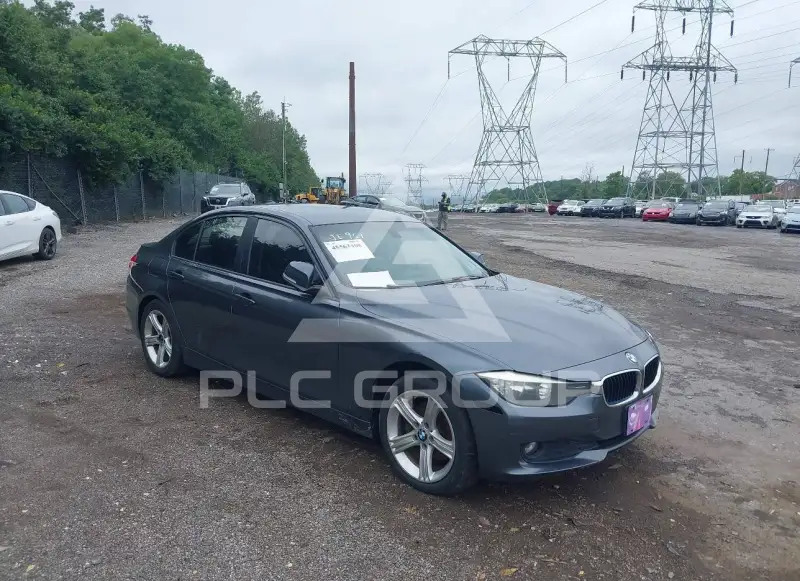 2014 BMW 320 photo