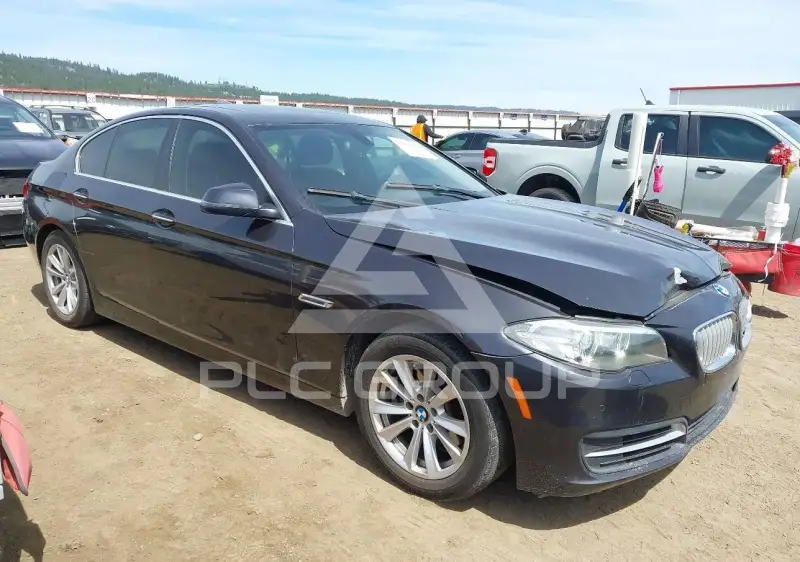2014 BMW 528 photo