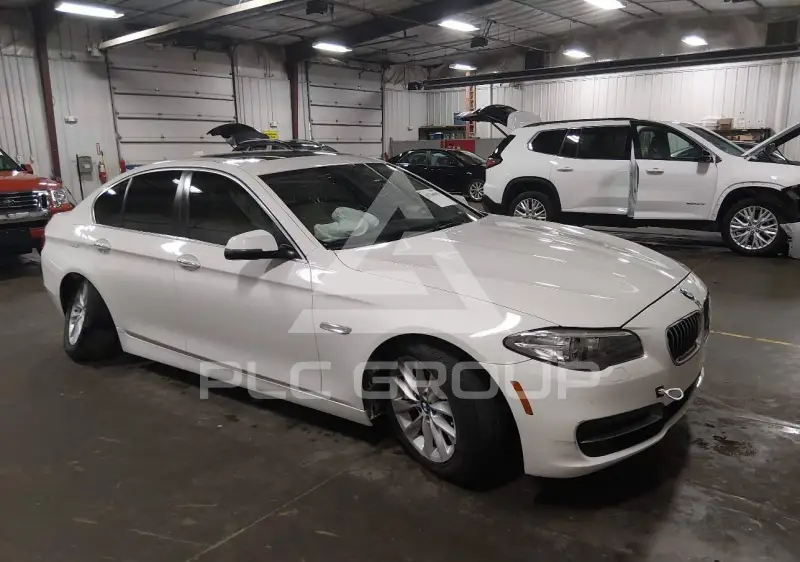 2014 BMW 528 фото