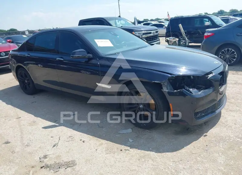 2014 BMW 740 photo