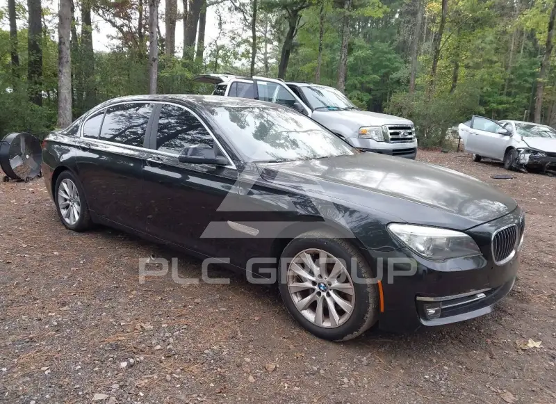 2014 BMW 740 фото