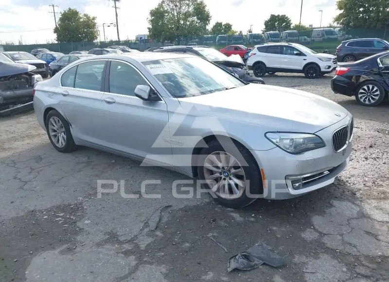 2014 BMW 740 фото