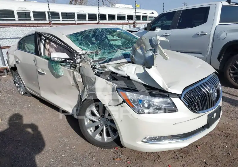 2014 Buick LACROSSE photo