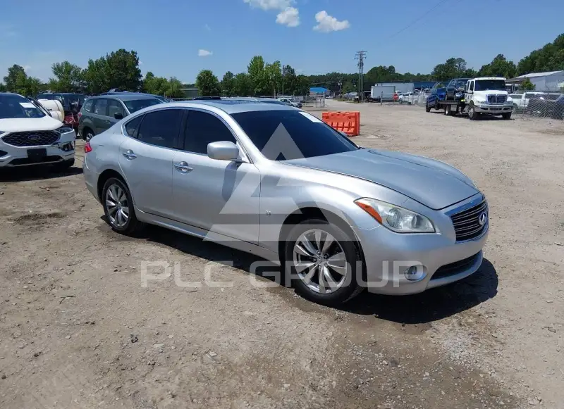 2014 Infinity Q70 фото