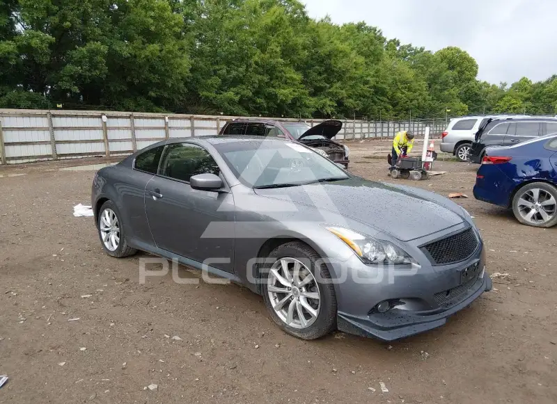 2014 Infinity Q60 фото