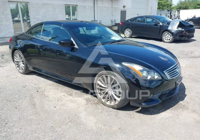 2014 Infinity Q60 фото
