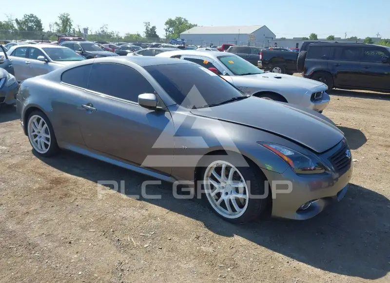 2014 Infinity Q60 фото