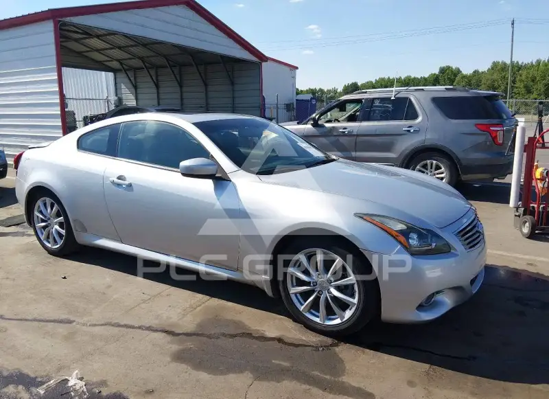 2014 Infinity Q60 фото