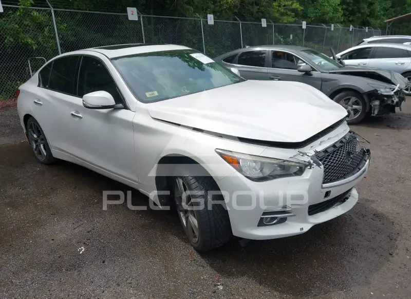2014 Infinity Q50 фото
