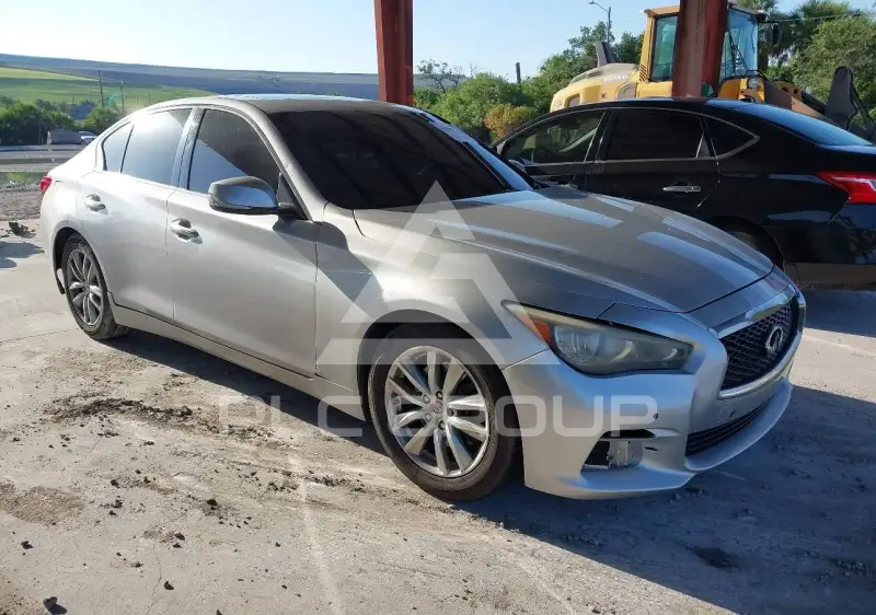 2014 Infinity Q50 фото