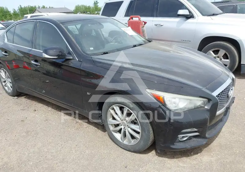 2014 Infinity Q50 photo