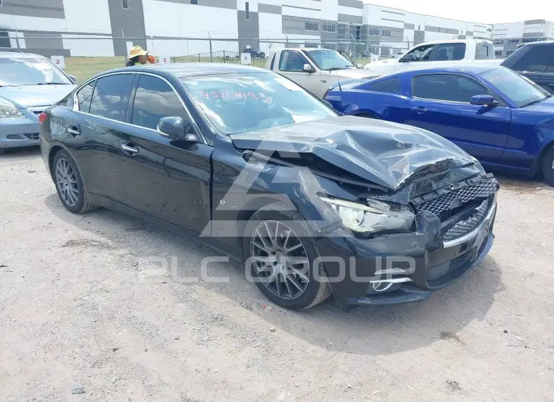 2014 Infinity Q50 фото
