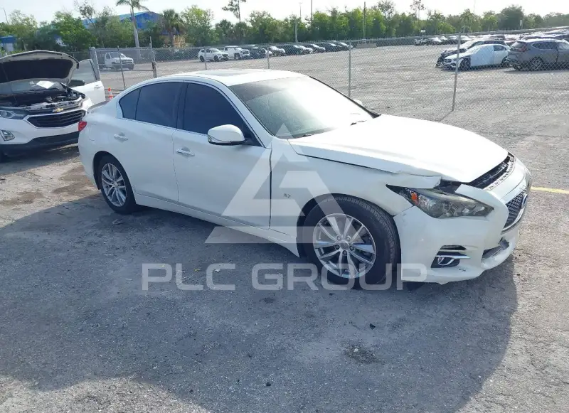 2014 Infinity Q50 photo