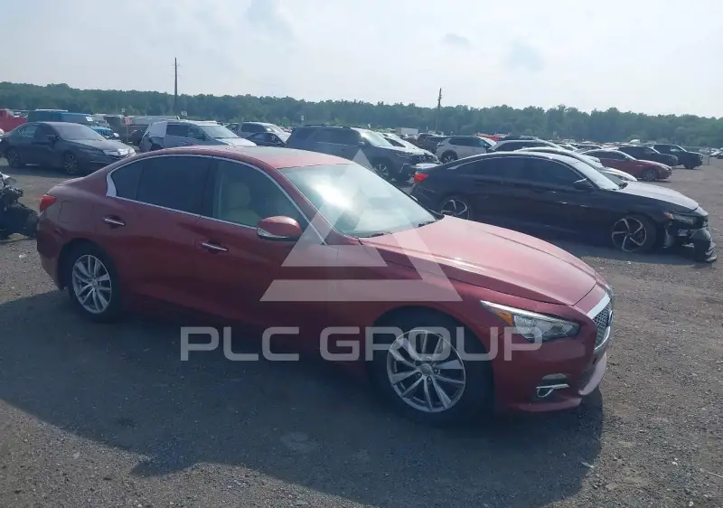 2014 Infinity Q50 фото