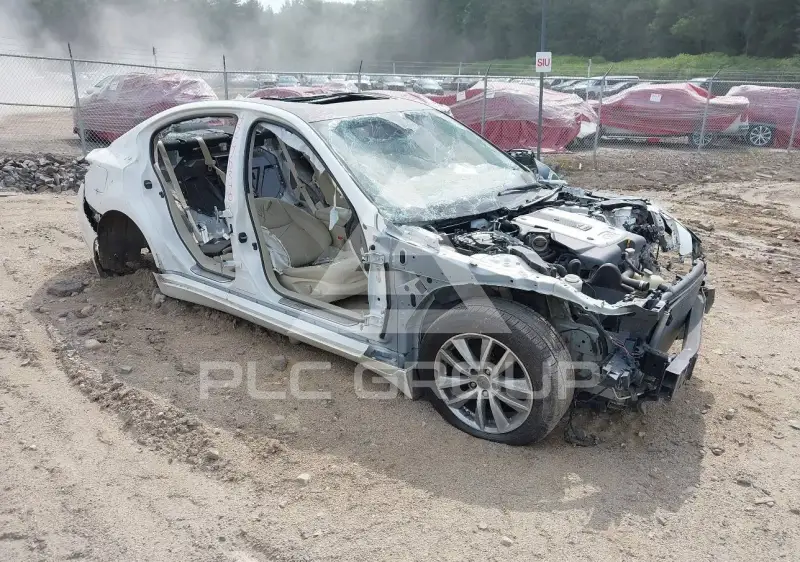 2014 Infinity Q50 фото