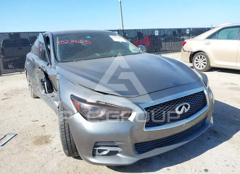 2014 Infinity Q50 фото