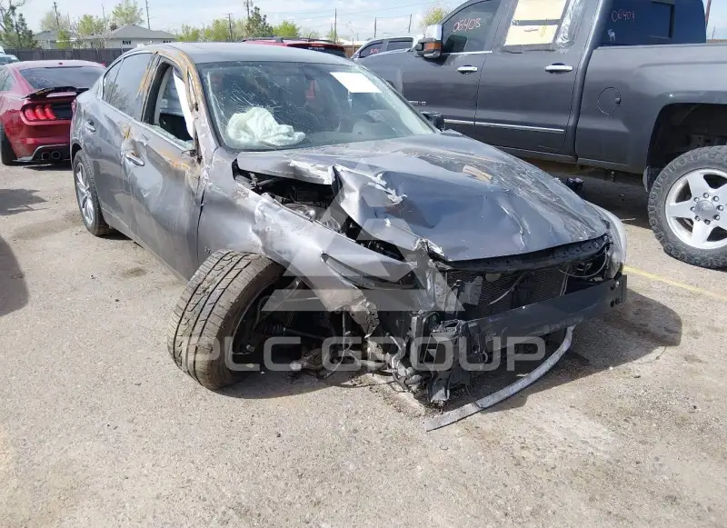 2014 Infinity Q50 фото