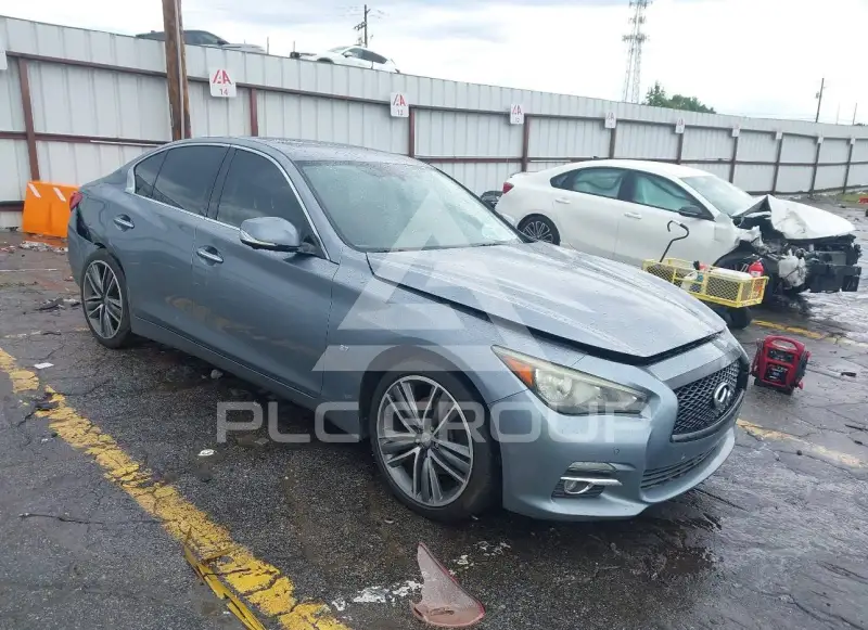 2014 Infinity Q50 фото