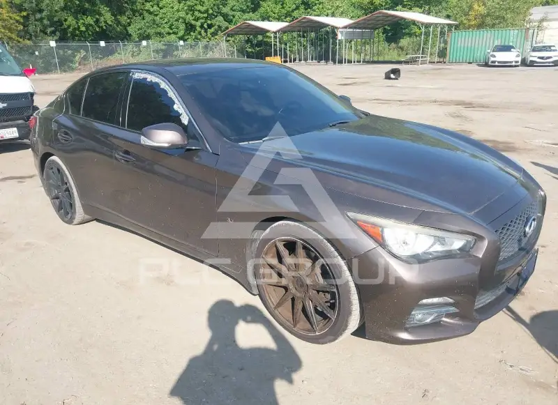 2014 Infinity Q50 фото