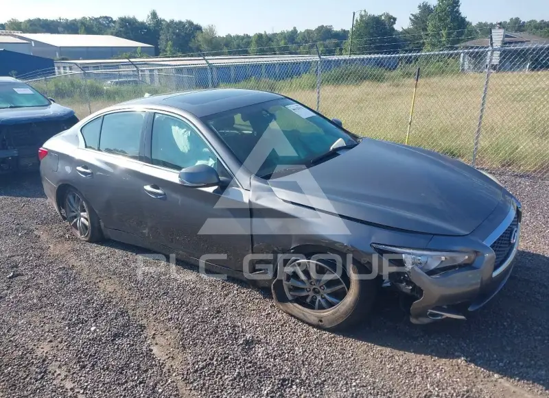 2014 Infinity Q50 photo
