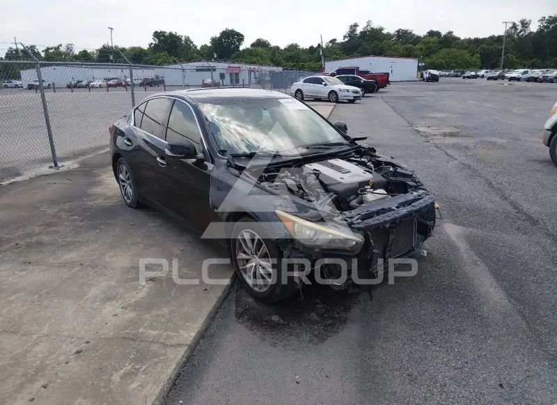 2014 Infinity Q50 фото