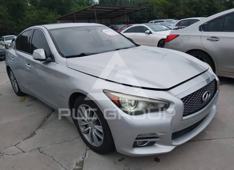 2014 Infinity Q50 фото