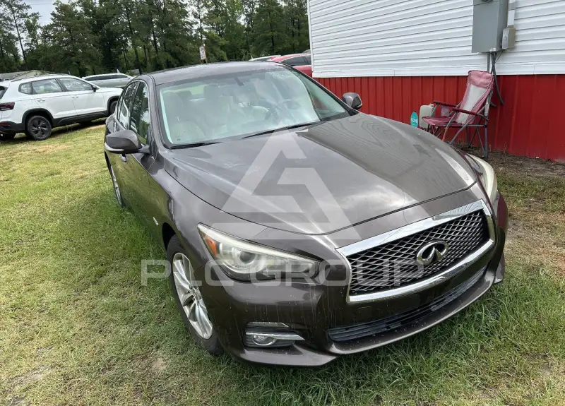 2014 Infinity Q50 фото