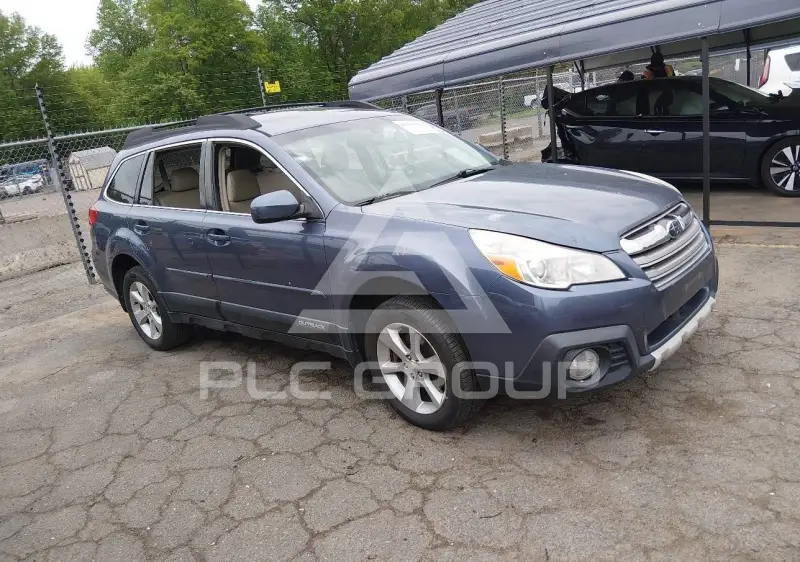 2014 Subaru Outback photo