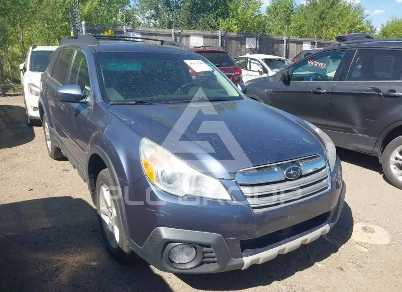 2014 Subaru Outback photo