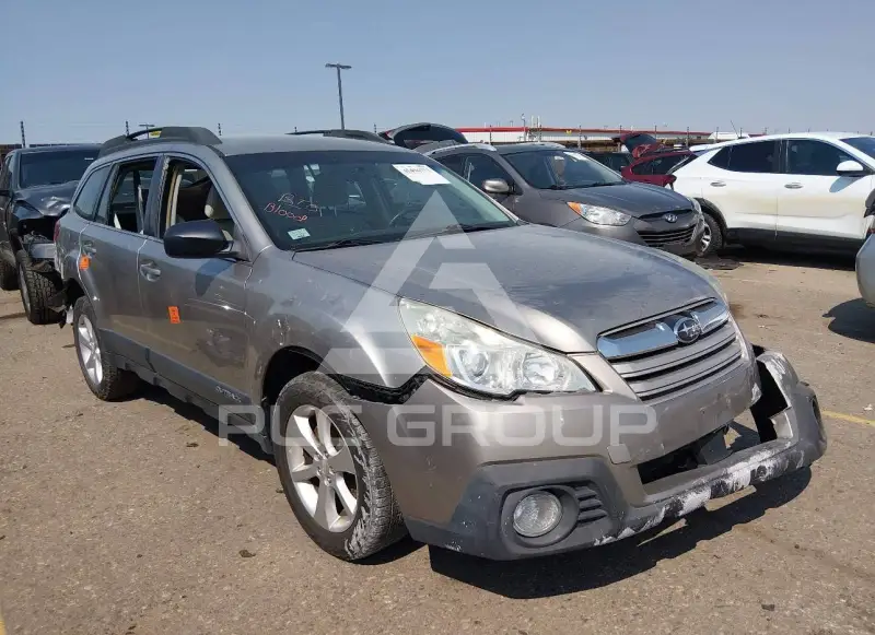 2014 Subaru Outback photo