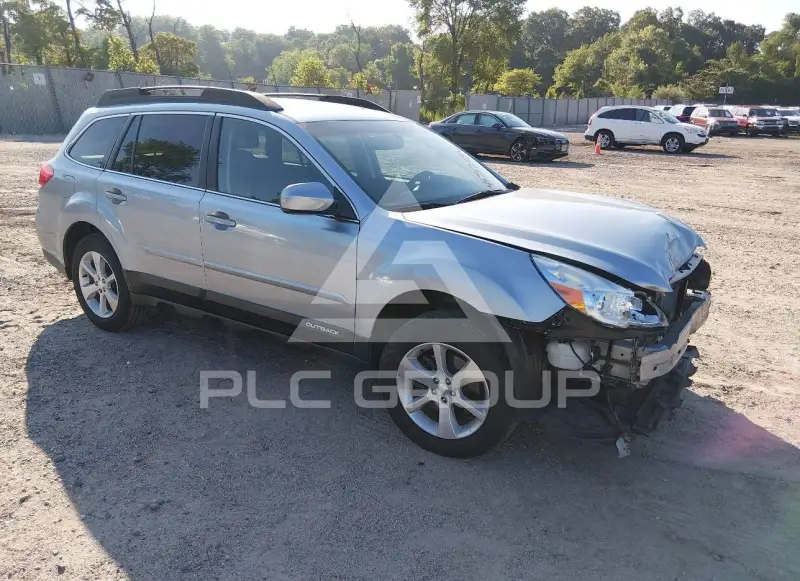 2014 Subaru Outback photo