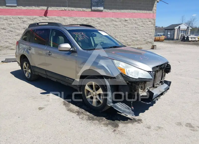 2014 Subaru Outback photo