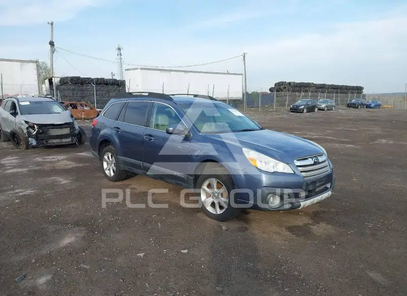 2014 Subaru Outback photo