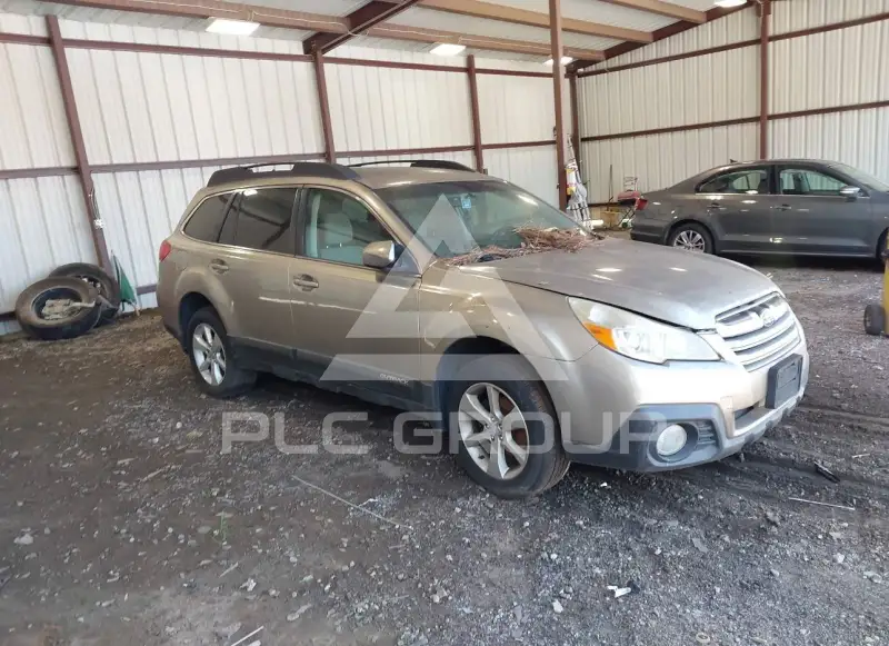 2014 Subaru Outback photo